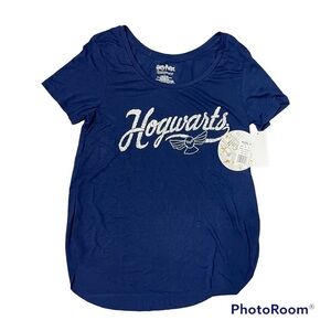 Harry Potter Hogwarts Tee Size Large